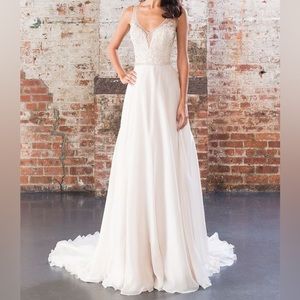 Justin Alexander gown 9849